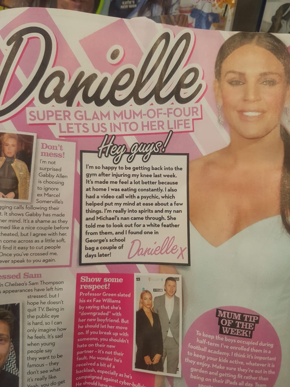 Star Magazine – A mention in Danielle Lloyd’s column